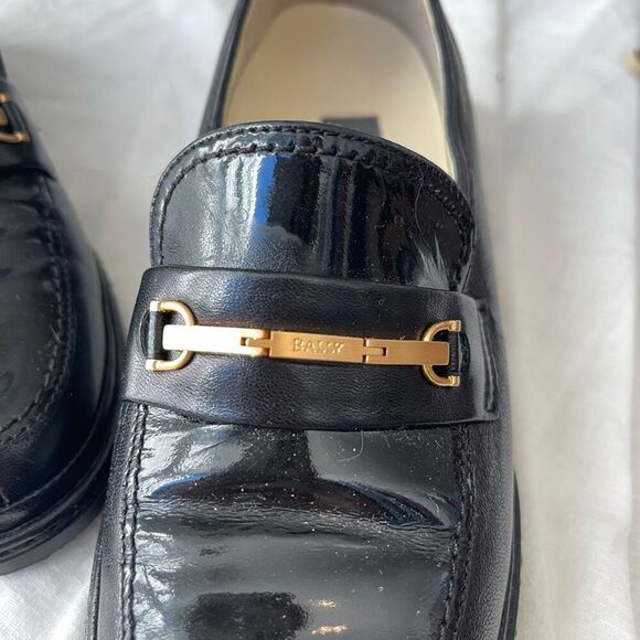 BALLY of Switzerland Women's Black Loafers Metal Accent Leather Shoes Size 6.5 - Picture 3 of 11